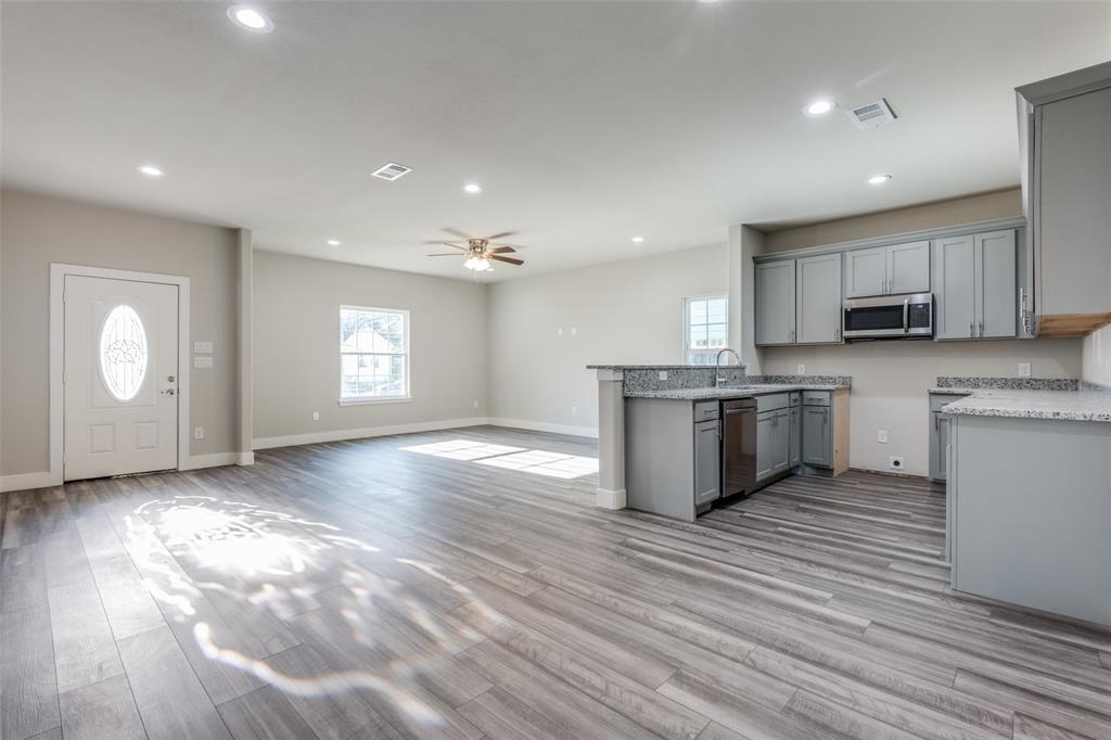 White Rock Heights 2 - Residential