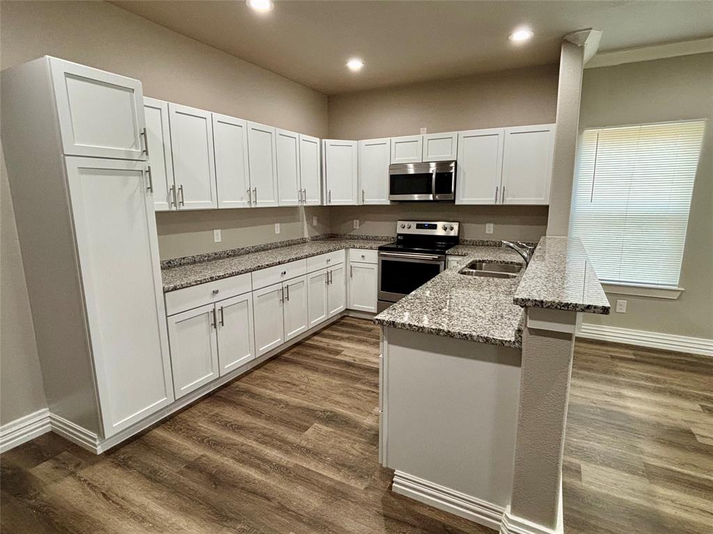 White Rock Heights 2 - Residential