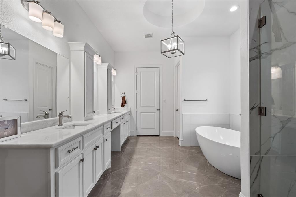 KINGSBRIDGE (CWY) - Residential