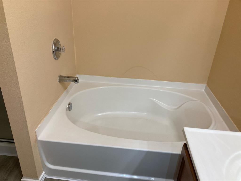 Pheasant Creek Add Ph 1 - Residential Lease