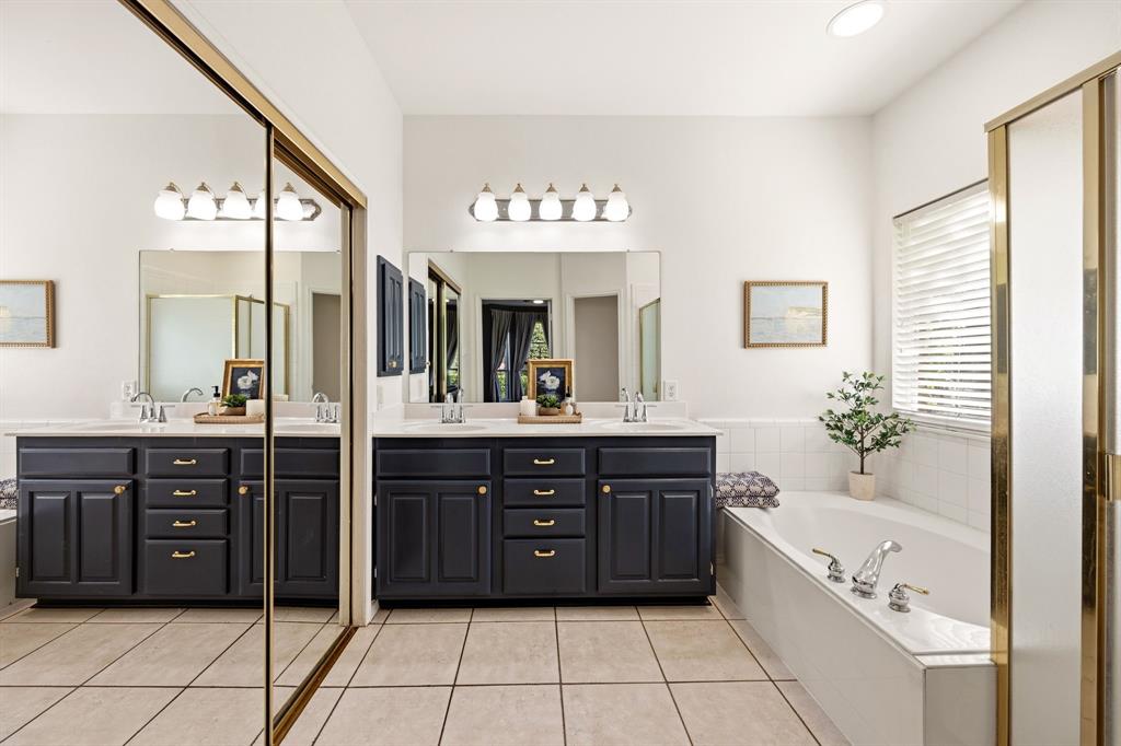 Wellington Ridge Manor - Residential