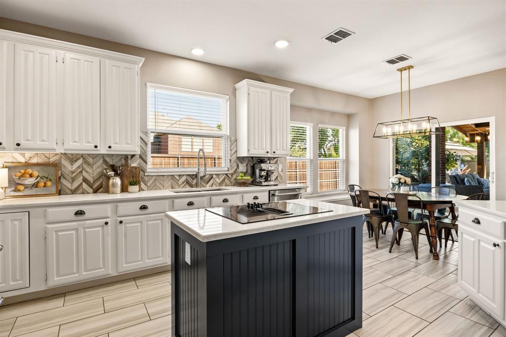 Wellington Ridge Manor - Residential