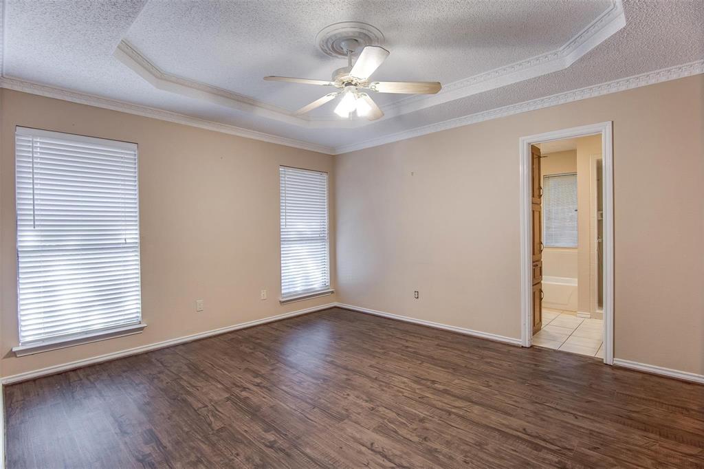 3924 Wentworth Drive