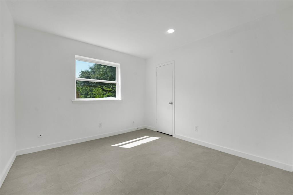 ASTOR HEIGHTS ADDITION BLOCK 8 LOT 37 - Residential