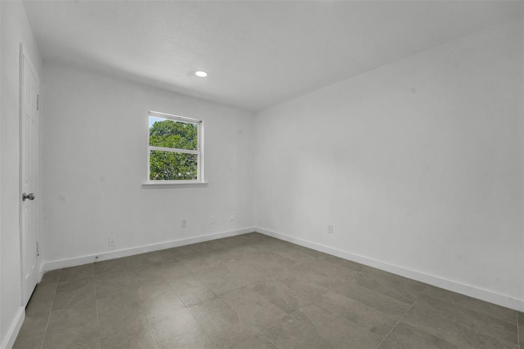 ASTOR HEIGHTS ADDITION BLOCK 8 LOT 37 - Residential