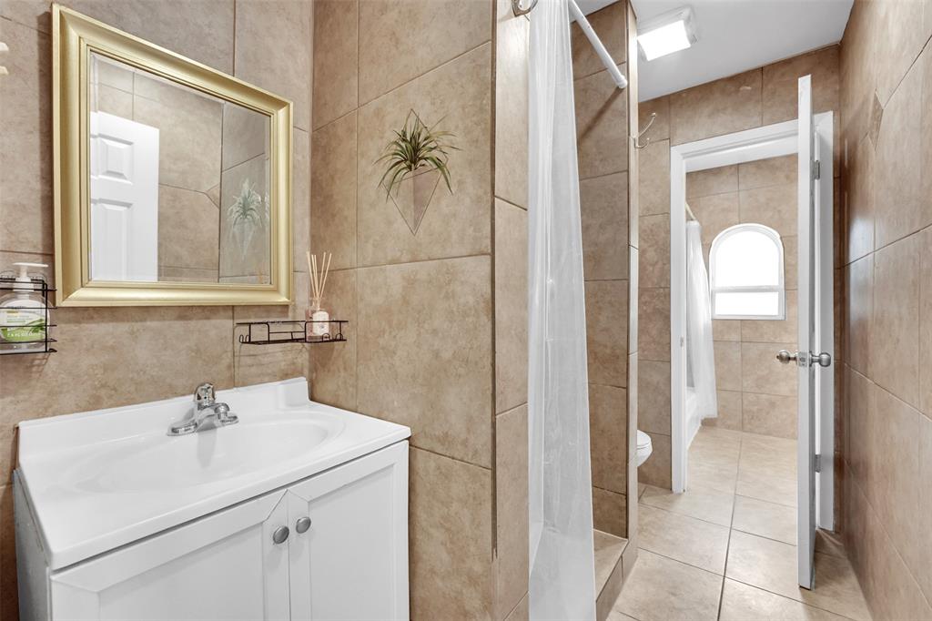 ASTOR HEIGHTS ADDITION BLOCK 8 LOT 37 - Residential