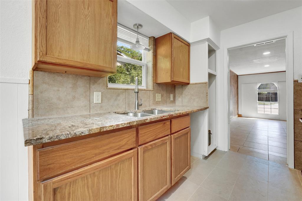 ASTOR HEIGHTS ADDITION BLOCK 8 LOT 37 - Residential