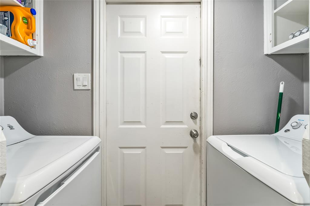 Country Place Twnhs 01 - Residential