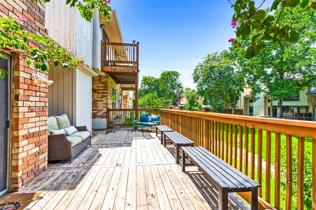 Country Place Twnhs 01 - Residential