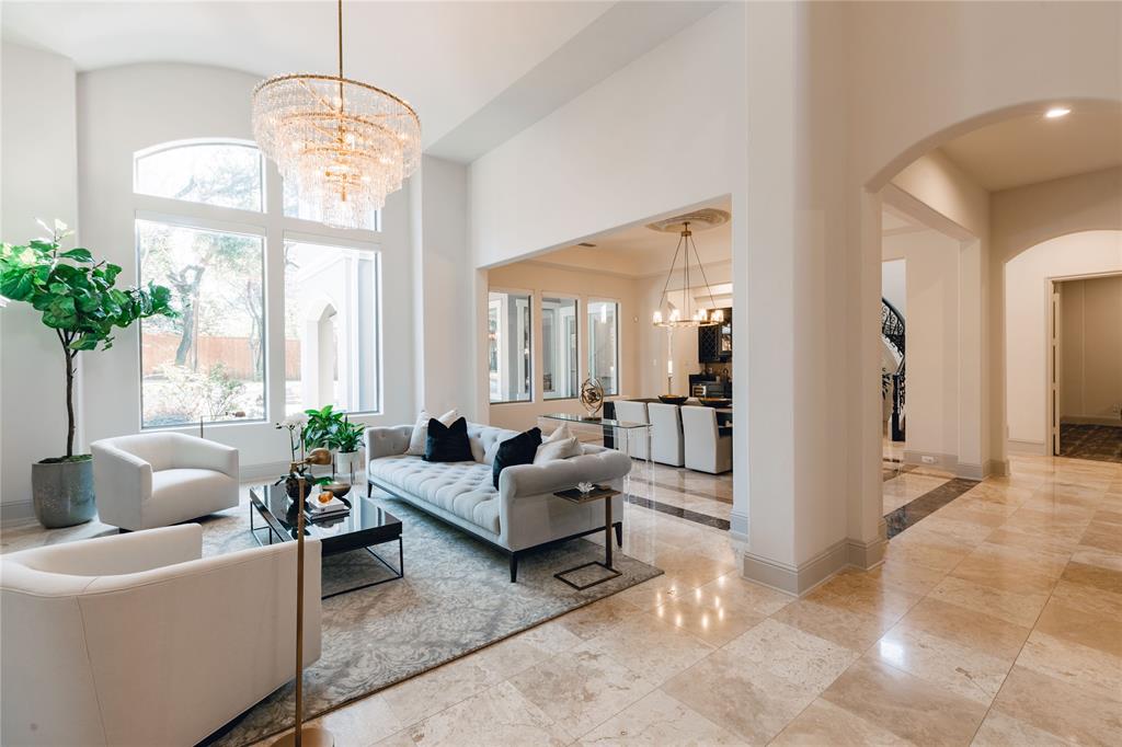 9006 Rockbrook Drive
