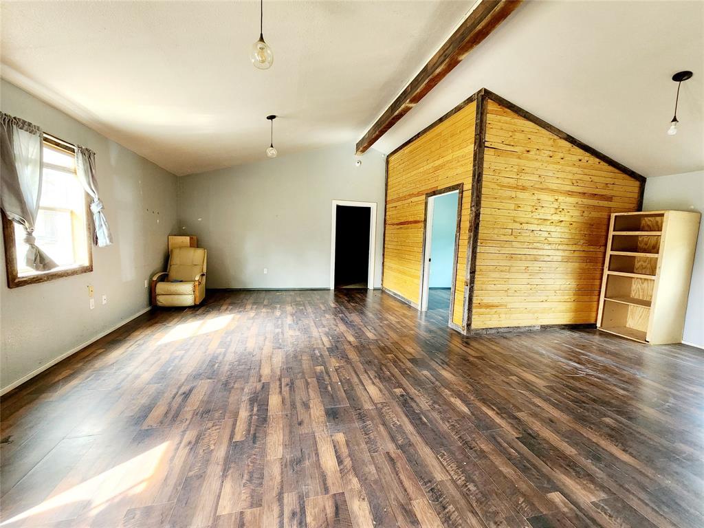 215 Southland Drive