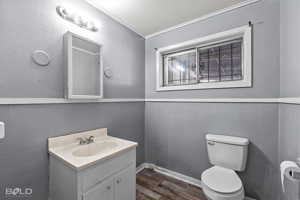 E Sunset Acres Sub - Residential Lease