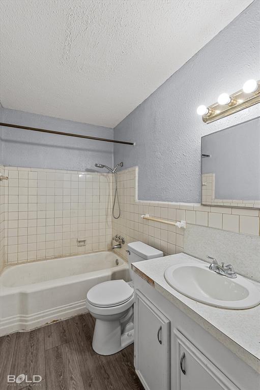 E Sunset Acres Sub - Residential Lease