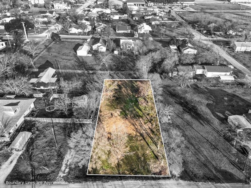 Excellent opportunity to build your dream home in Itasca! This residential lot at 605 E Adams St is cleared and ready for development, offering a great location near downtown Itasca with convenient access to schools, shopping, and major roadways. Utilities are available, making this an ideal site for a custom home or future investment. Owner financing available, providing flexible options for qualified buyers. Buyer to verify zoning, permitted uses, and utility availability with the City of Itasca.