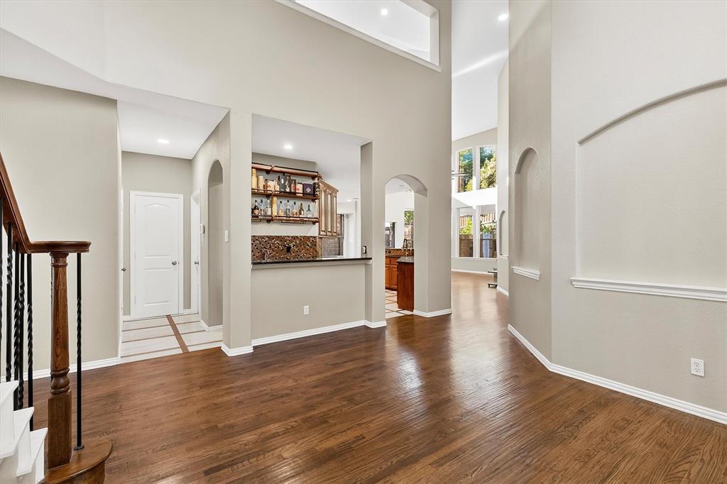 405 Twin Knoll Drive