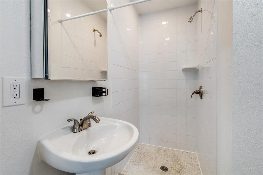 Lochwood - Residential Lease