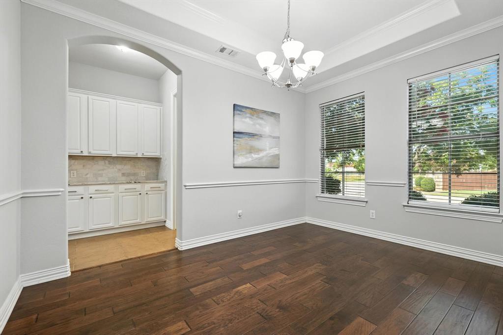 1532 Barksdale Drive