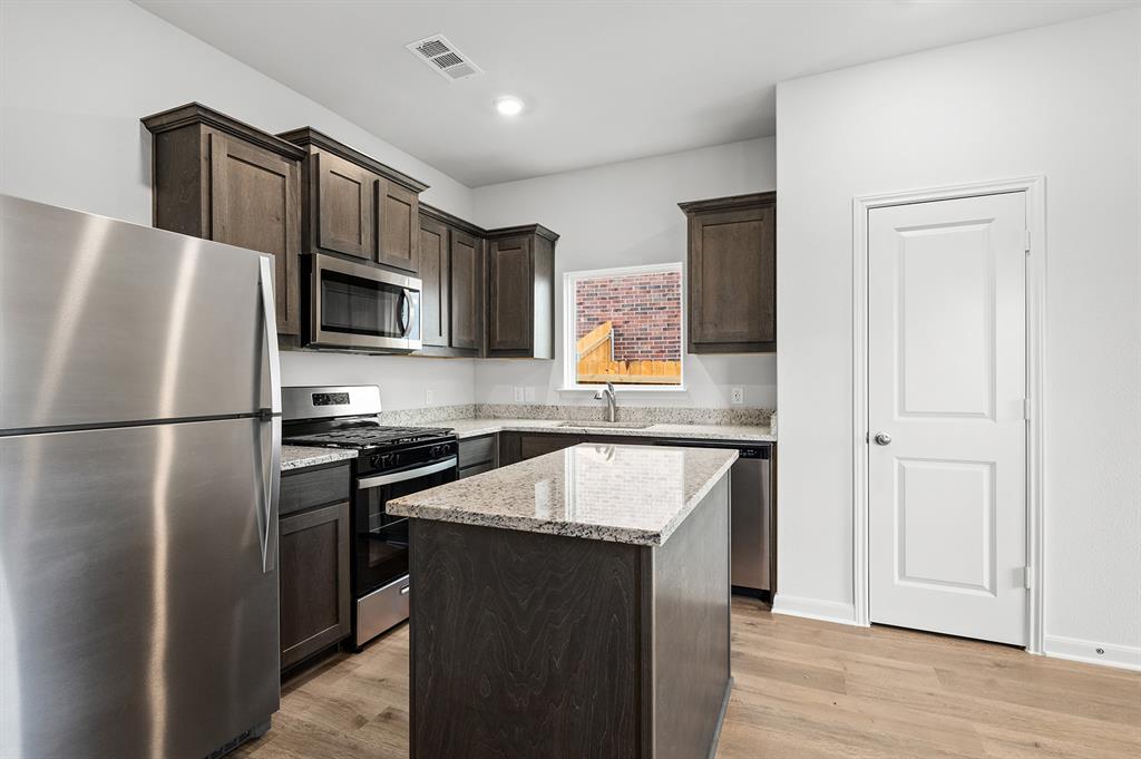 422 Gib Woodall Drive