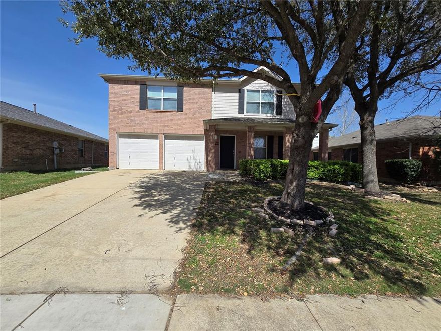 Welcome home to this move in ready 4 bedroom,2.5 bath single family residence in desirable North Fort Worth.From the moment you arrive,you’ll appreciate the inviting front porch complete with a charming porch swing, framed by a large mature shade tree that adds instant curb appeal.
Inside,the open concept floor plan offers excellent flow for both everyday living and entertaining.The spacious kitchen features solid surface countertops,center island,eat in dining area, pantry, and a walk in pantry, along with a water line for the refrigerator. The kitchen opens seamlessly to the main living area, highlighted by a cozy gas fireplace with gas logs and starter.The primary suite is conveniently located on the first floor and offers a private retreat with dual sinks, built in cabinetry, a garden tub, separate shower, and a large walk in closet. A half bath and utility room with built in cabinets and linen storage complete the main level.Upstairs, you’ll find three generously sized bedrooms, all with ceiling fans and walk-in closets, plus a full bath with dual sinks and drip dry area. An additional upstairs family room provides flexible space perfect for a game room, media room, or second living area.Additional features include a large garage, durable flooring throughout, central heating and air, and a fenced backyard ideal for outdoor enjoyment. The community offers a neighborhood pool, adding to the lifestyle appeal.Well maintained, thoughtfully designed, and truly move in ready this home offers space, comfort, and convenience in a sought after Fort Worth location. Ideally located with shopping, dining, and entertainment less than 5 minutes away. Convenient access puts you approximately 30 minutes from Dallas-Fort Worth International Airport, 15 minutes to the Fort Worth Stockyards, 20 minutes to Eagle Mountain Lake, 15 minutes to Texas Motor Speedway and Buc-ee’s, and just 25 minutes to Naval Air Station Joint Reserve Base Fort Worth and Lockheed Martin Fort Worth.