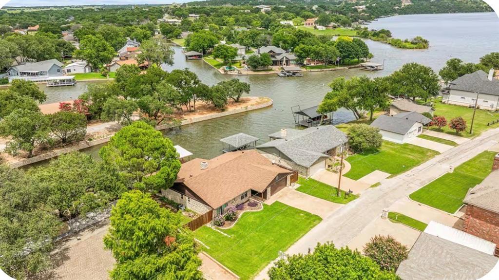 422 granada calle Court