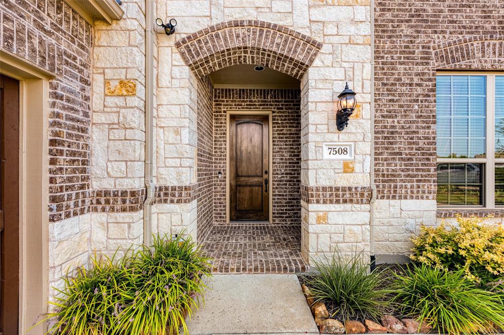 7508 River Park Drive
