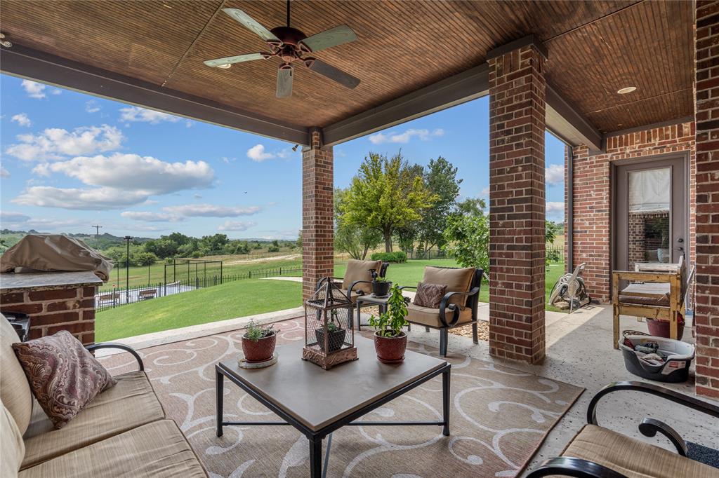 Bella Flora - Residential