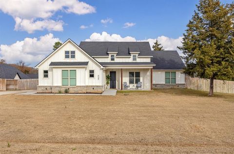 14620 Woodland Creek Drive Tyler TX 75706