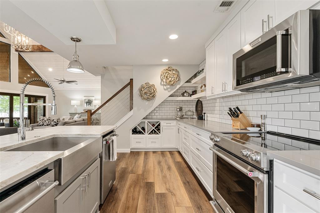6949 Terry Trace