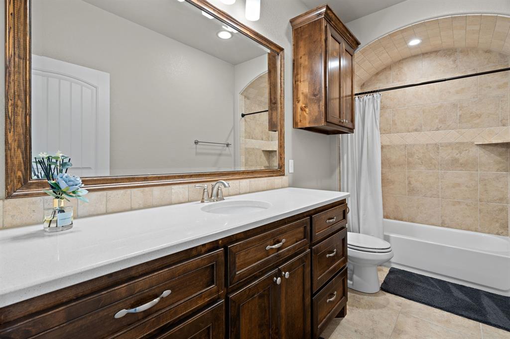 Olde Town At The Square - Residential