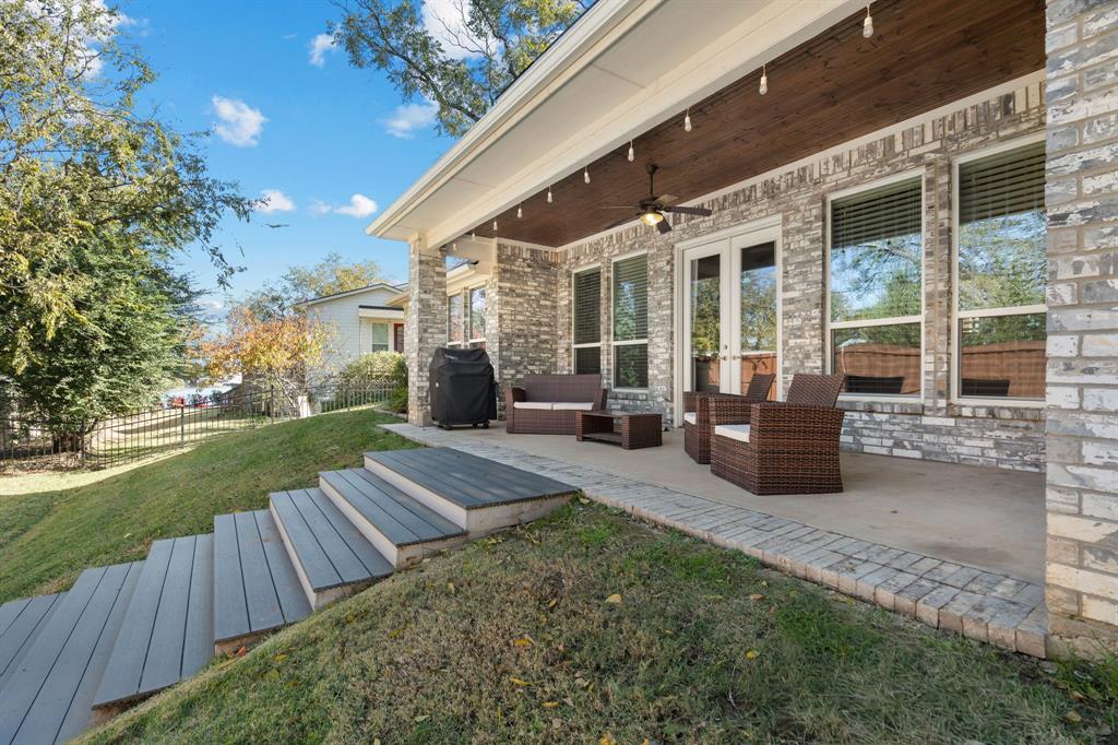 Olde Town At The Square - Residential