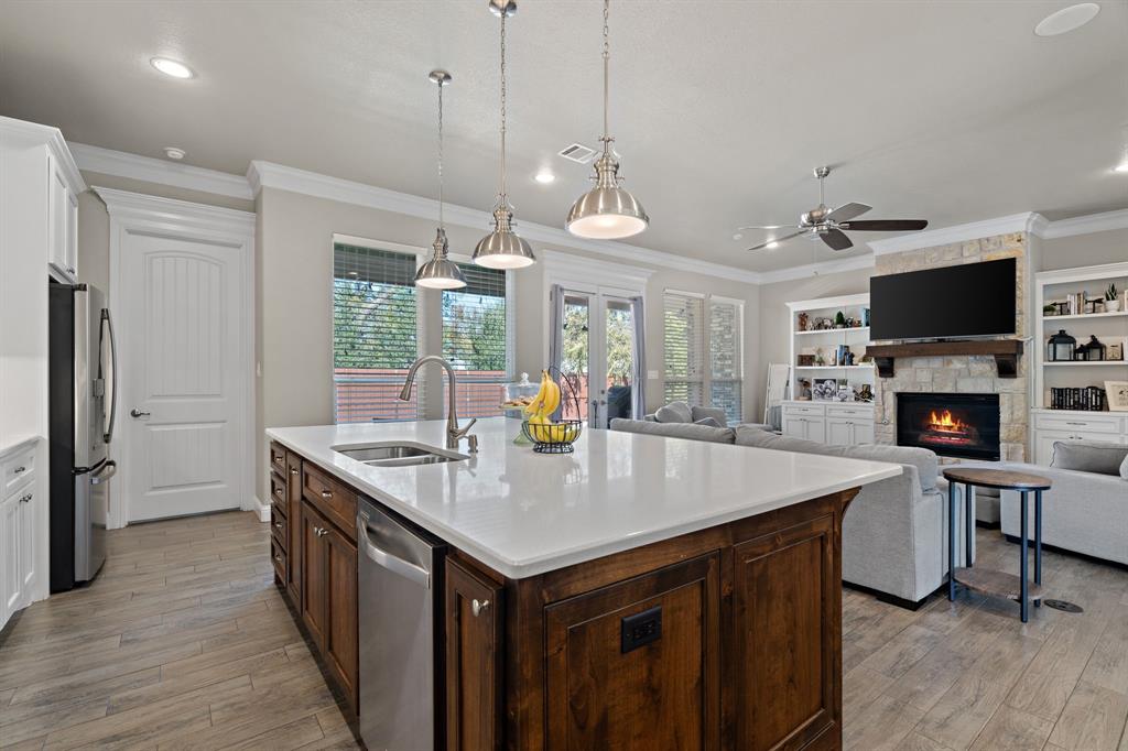 Olde Town At The Square - Residential