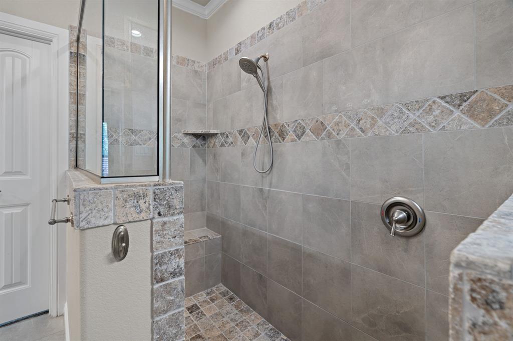 Olde Town At The Square - Residential