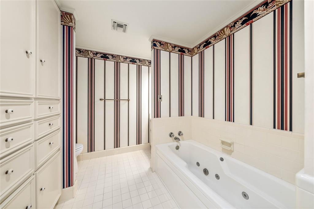 Inverness Place - Residential