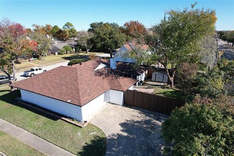 A home in Farmers Branch