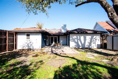 A home in Farmers Branch