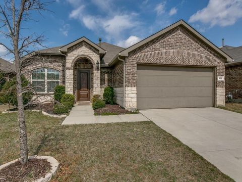 Photo of 600 Pollyann Trail, Fort Worth, TX 76052 (MLS # 21221586)