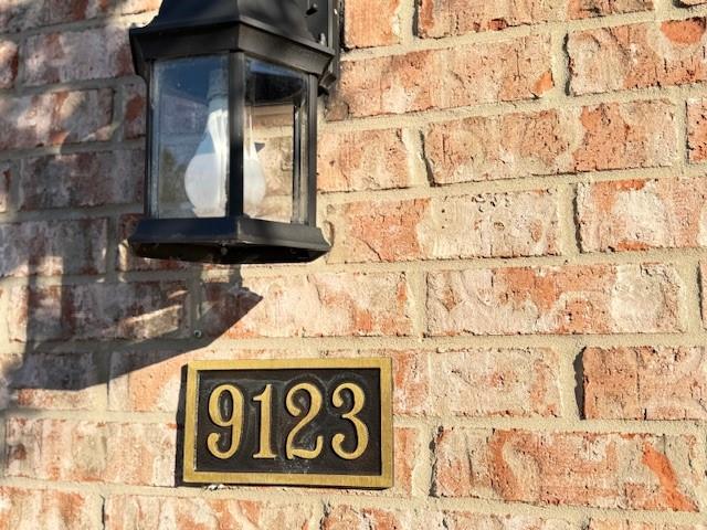 9123 Darby Lane