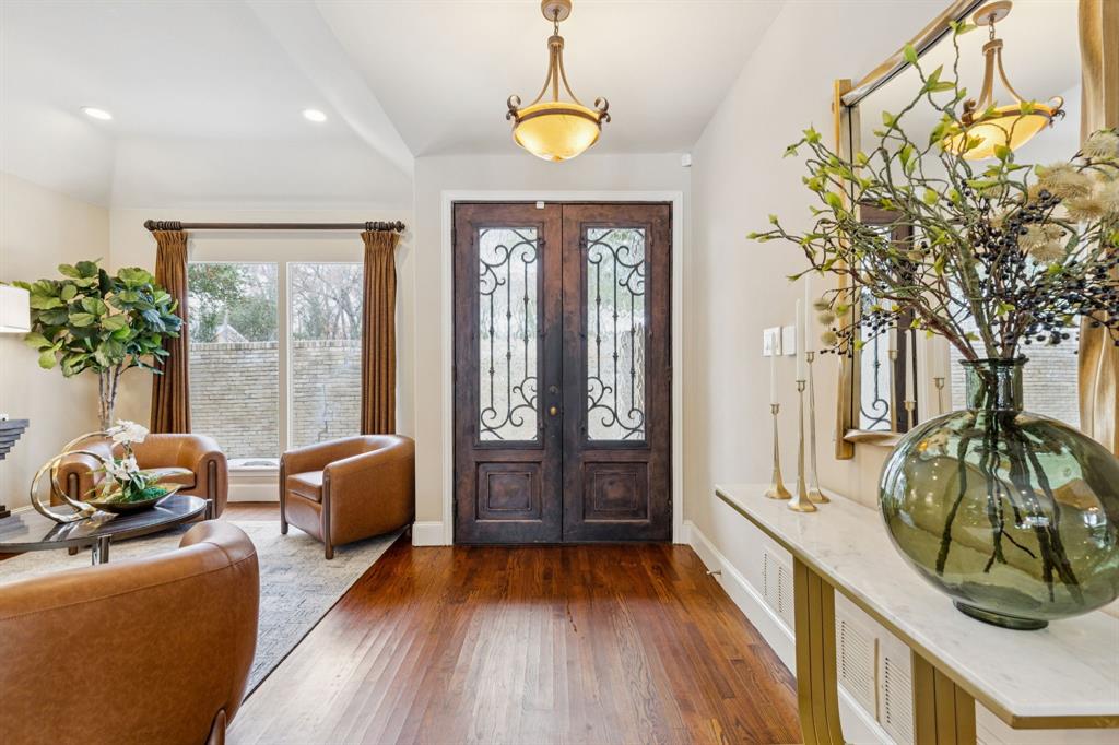 6830 Gateridge Drive