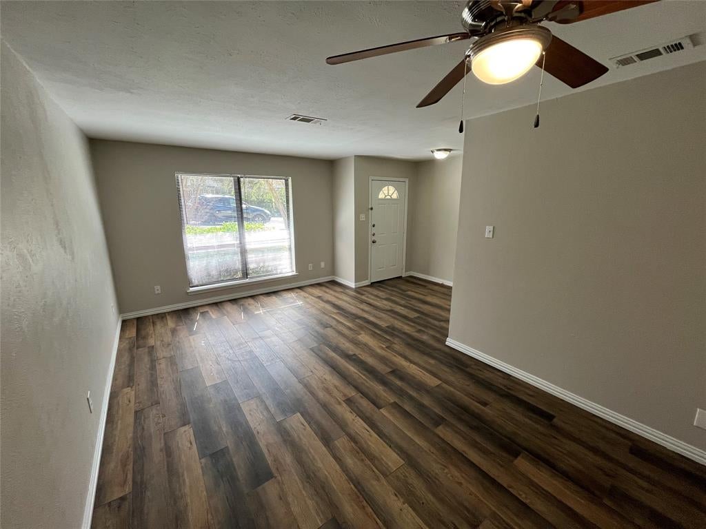 1506 Parkside Drive