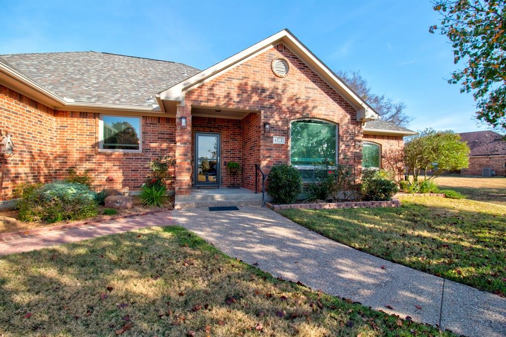 1321 Kiowa Drive E