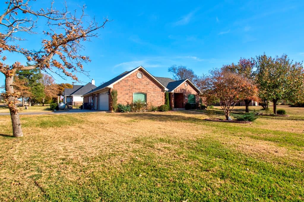 1321 Kiowa Drive E