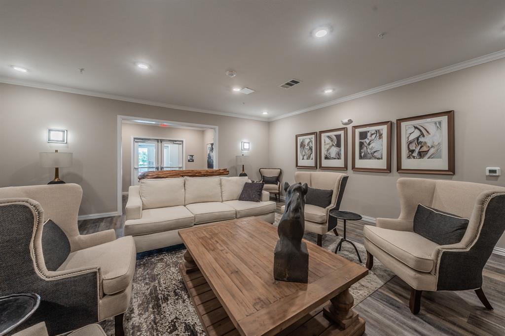 1735 Wittington Place 3206