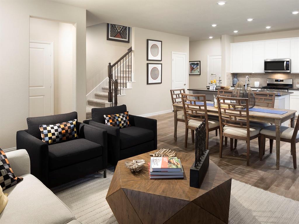 2736 Big Bend Mews