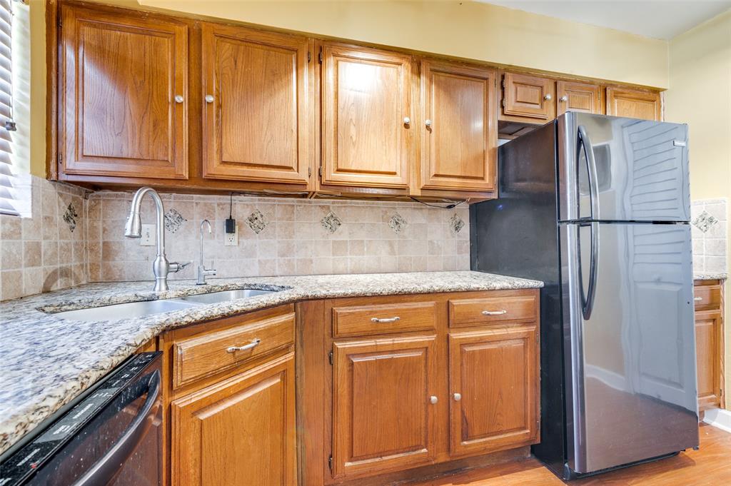 Cloisters Condo The - Residential