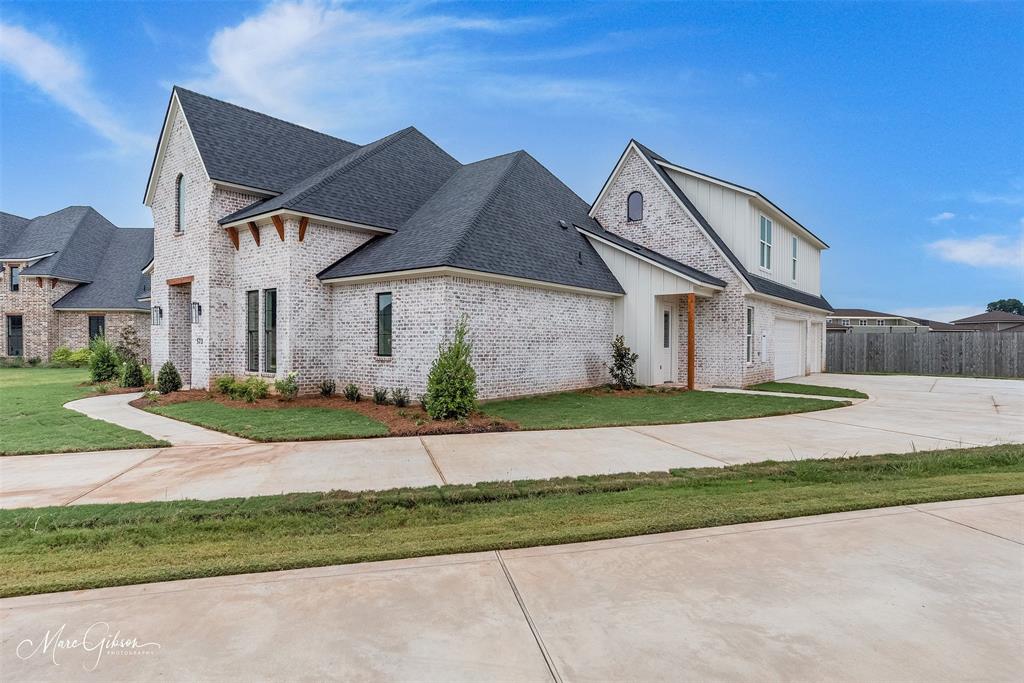 Bossier City, Louisiana 71111, United States, 4 Bedrooms Bedrooms, ,4 BathroomsBathrooms,Residential,Active,44660
