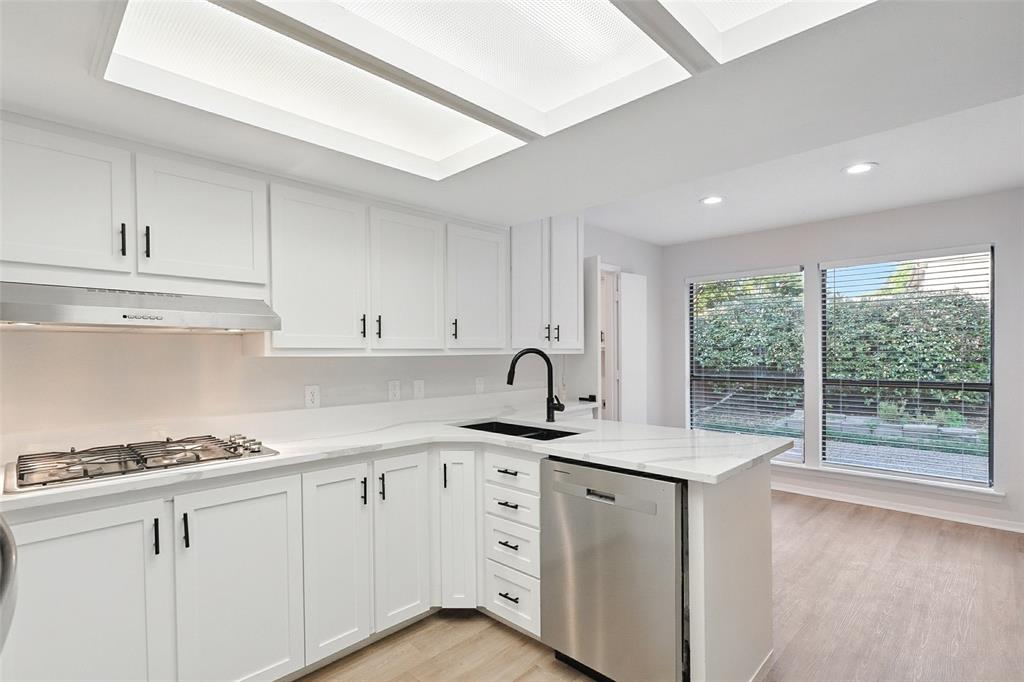 1410 Surrey Court