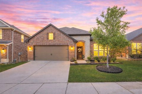 Photo of 2013 Gill Star Drive, Haslet, TX 76052 (MLS # 21242103)