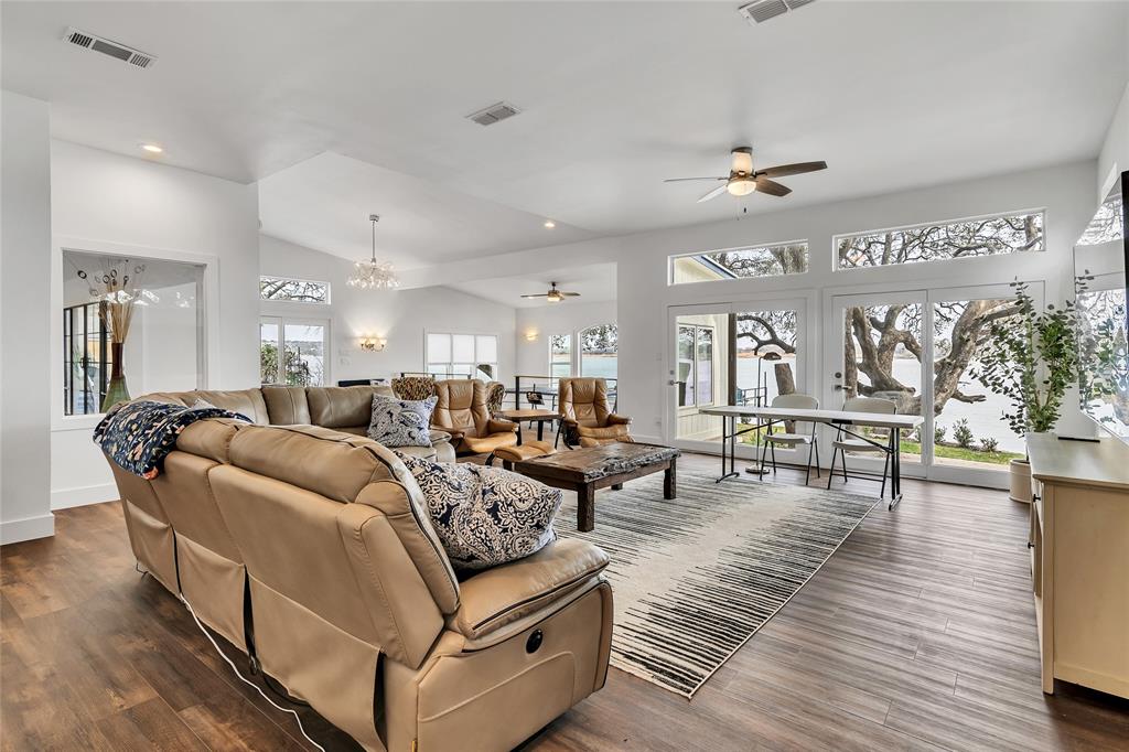 Laguna Tres Estate - Residential