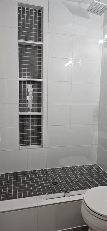 River Oaks Condos - Residential