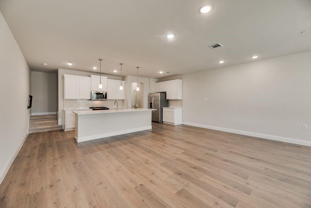 8309 Bayside Drive